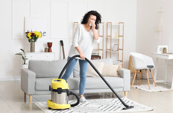 Allergy Season Cleaning (Perfect Guide To Reducing Allergens In Your Home)